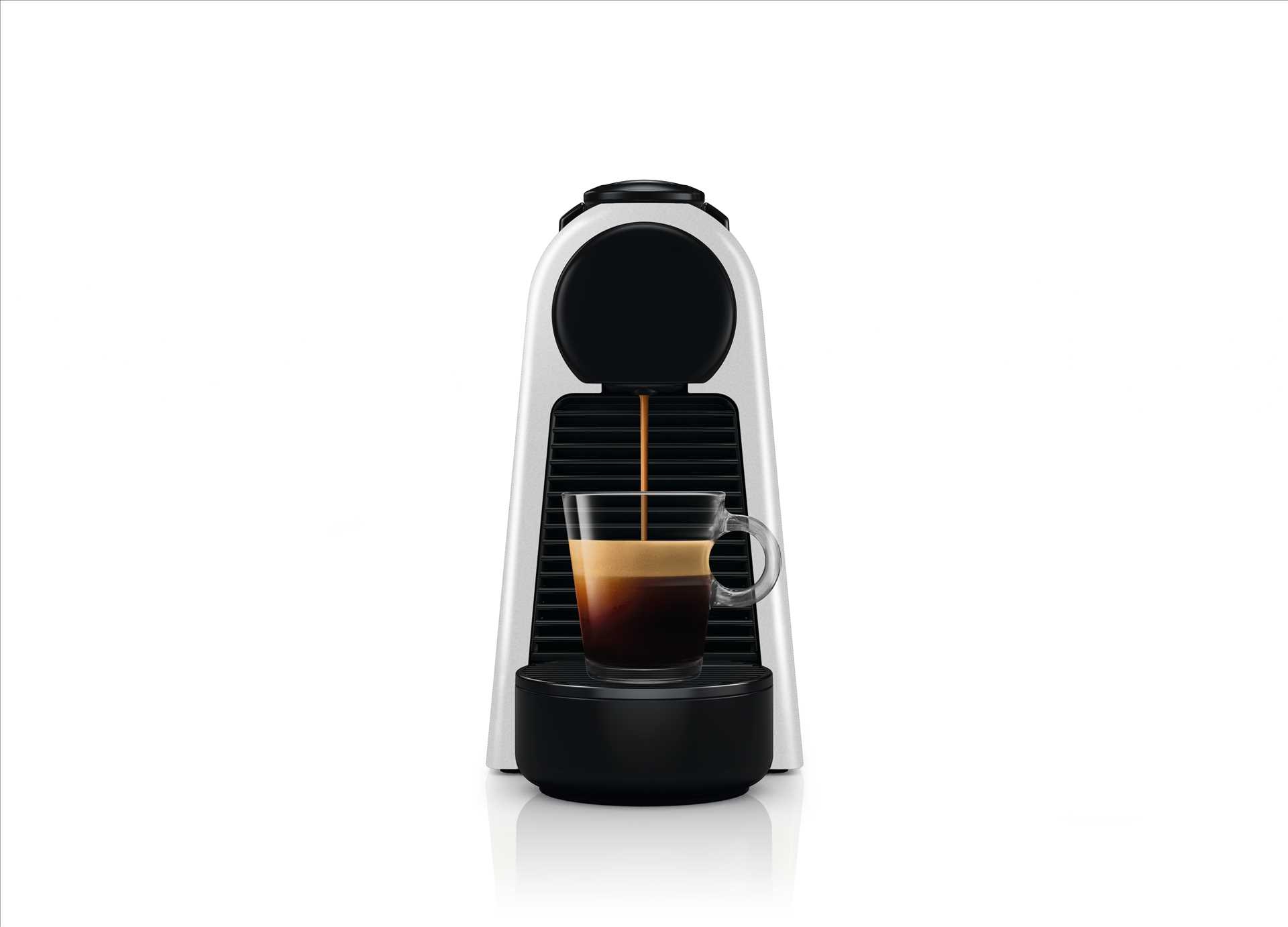 מכונת אספרסו Nespresso Essenza Mini D30 נספרסו בגוון כסוף מט (מהדורה מוגבלת) כולל מקציף חלב ארוצ'ינו - תמונה 4 מכונת אספרסו Nespresso Essenza Mini D30 נספרסו בגוון כסוף מט (מהדורה מוגבלת) כולל מקציף חלב ארוצ'ינו - תמונה 4