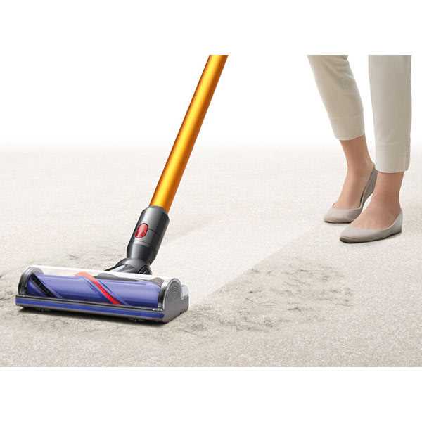 שואב אבק עומד Dyson V8 Fluffy דייסון - תמונה 2 שואב אבק עומד Dyson V8 Fluffy דייסון - תמונה 2