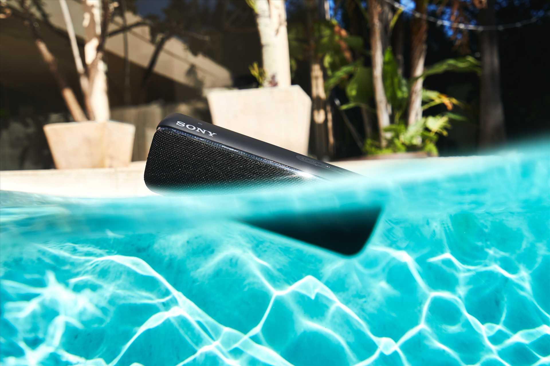 רמקול נייד שחור Sony SRS-XB32B סוני - תמונה 17 רמקול נייד שחור Sony SRS-XB32B סוני - תמונה 17